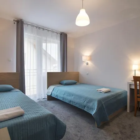 Osrodek Bursztyn Couette-café 3*