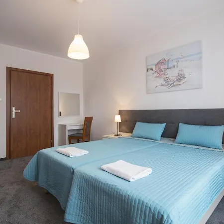 Osrodek Bursztyn فندق مبيت وإفطار Władysławowo