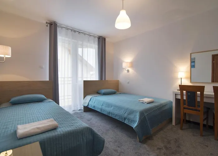 Osrodek Bursztyn فندق مبيت وإفطار 3*